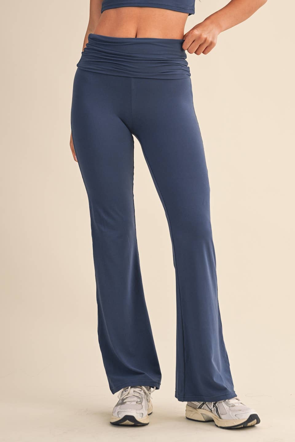 Soft Knit Jersey Flare Leggings (navy)