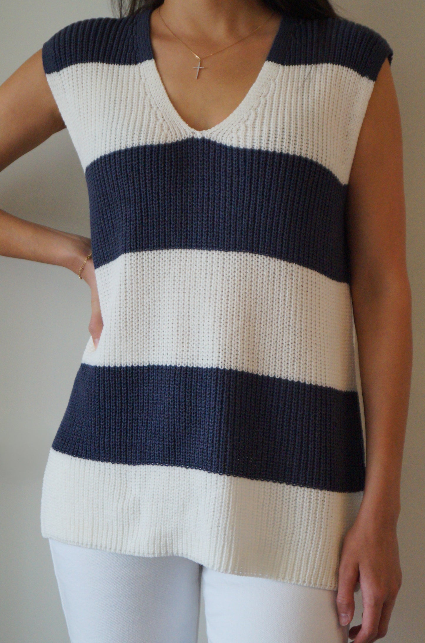 Color Block Sweater Vest