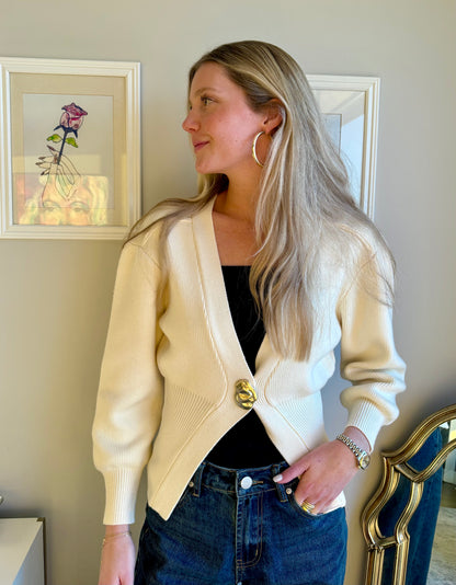 Chic V-Neck Cardigan (cream)